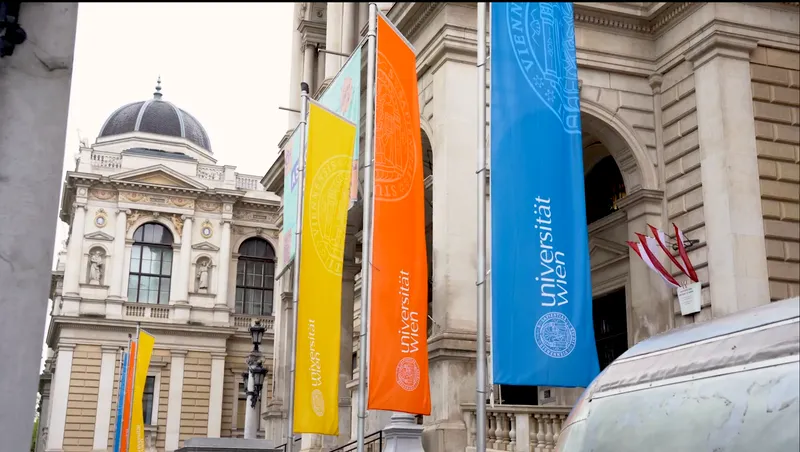Entrance of the University of Vienna